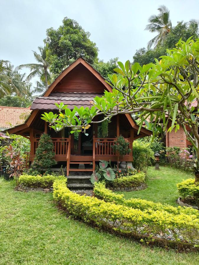The Lumbung Tejakula Exterior photo